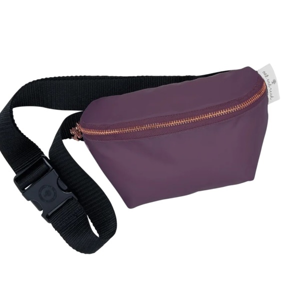 Oak and Reed Via Bum Bag - Purple Belt Bag with Black Strap - Picture 1 of 6